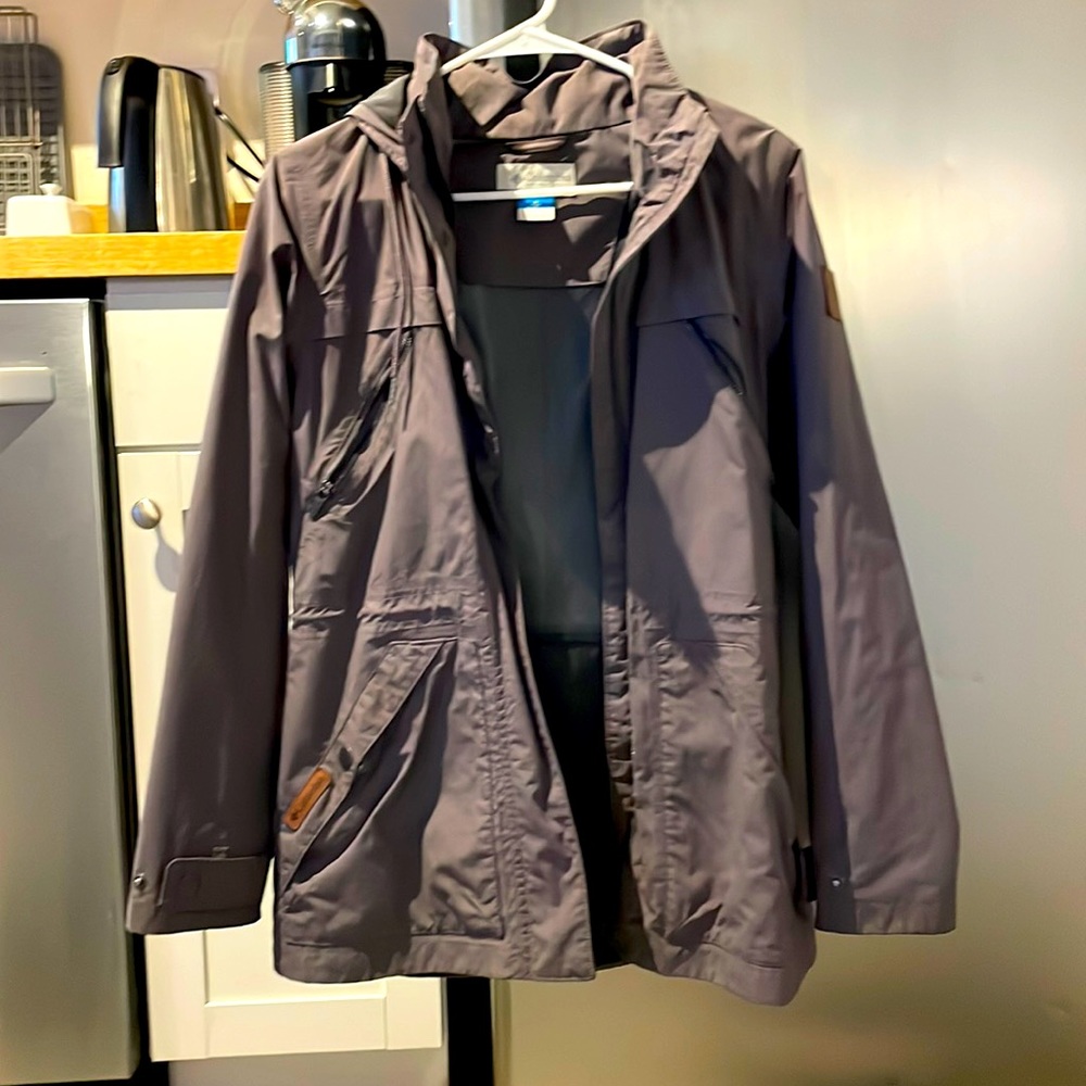Columbia rain jacket